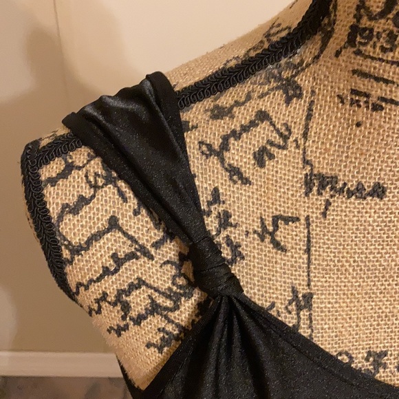 SHEINSXY crop top - Picture 3 of 5